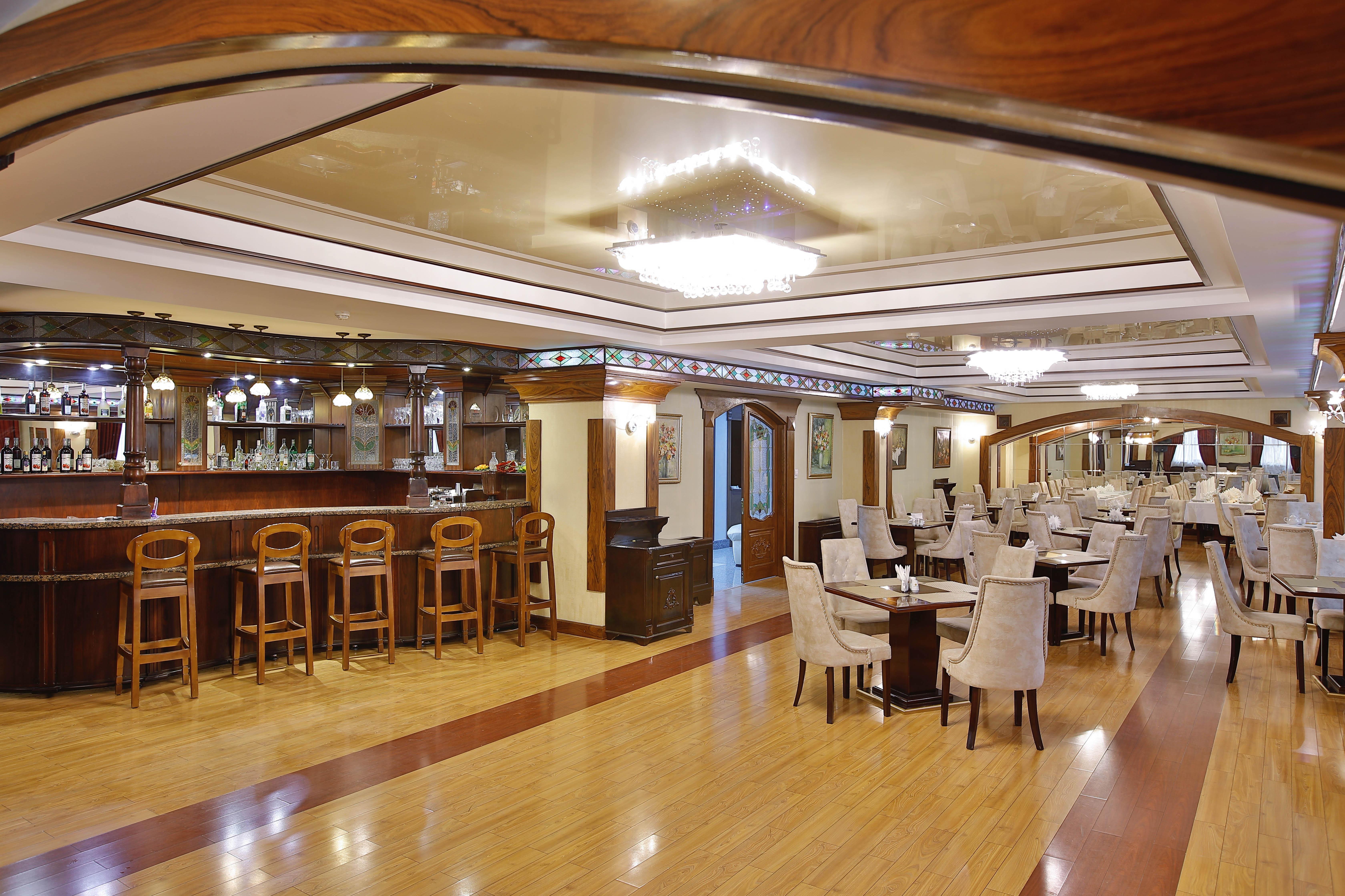 Ganjali Plaza Hotel Baku Restaurant bilde