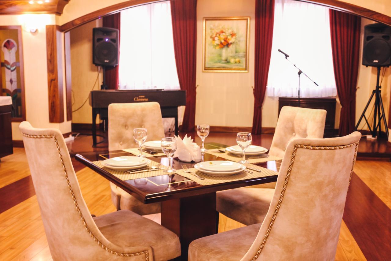 Ganjali Plaza Hotel Baku Eksteriør bilde